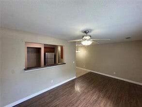 902 S Wood Ave in Fayetteville, AR - Building Photo - Building Photo