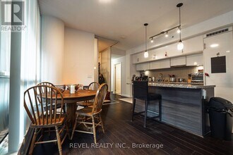 8 Mercer St in Toronto, ON - Building Photo - Building Photo