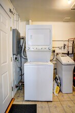 88 Craig Ave in Madison, WI - Building Photo - Building Photo