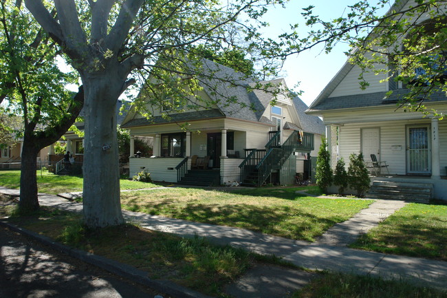 1213 W Shannon Ave in Spokane, WA - Foto de edificio - Building Photo