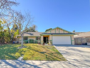 257 Luiseno Ave in Oceanside, CA - Building Photo - Building Photo