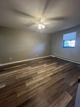 Riverbend Apartments in Parkersburg, WV - Building Photo - Building Photo