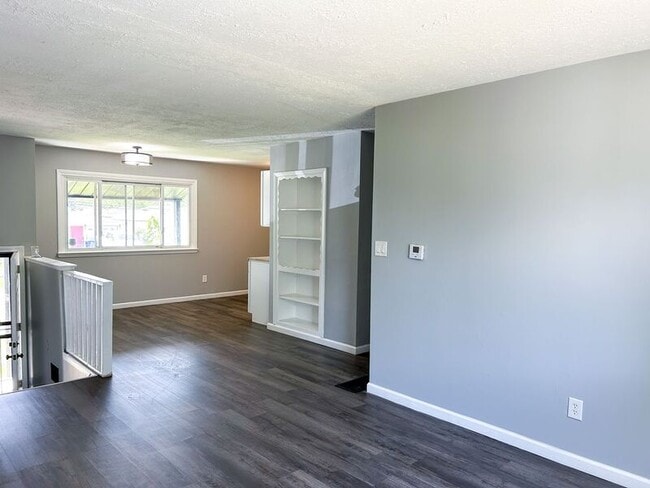 1510 Omar Dr in Columbus, OH - Building Photo - Building Photo
