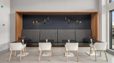 The Pop in Bothell, WA - Foto de edificio - Building Photo