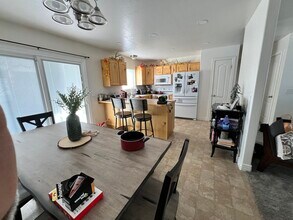 1282 N 25 E in Layton, UT - Building Photo - Building Photo