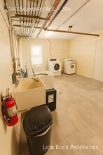 2040 W Saunders Ave in St. Paul, MN - Building Photo - Building Photo