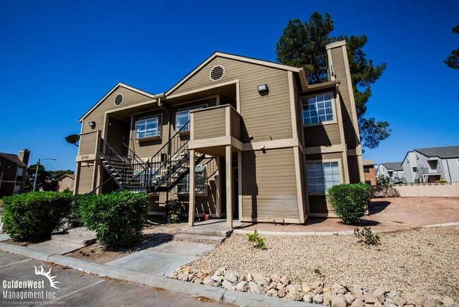 2755 Jennydiane Dr
