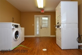 Hickory Run Apartments in Jacksonville, AL - Building Photo - Interior Photo