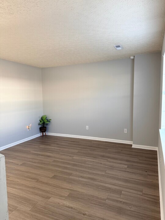 24 Duiguid Dr in Lynchburg, VA - Foto de edificio