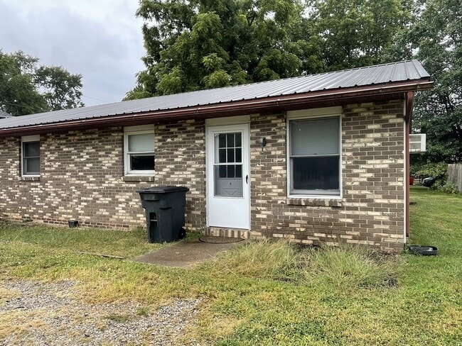 property at 1741 Newark Rd