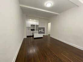 EAST 46 STREET, Unit 7H in New York, NY - Building Photo