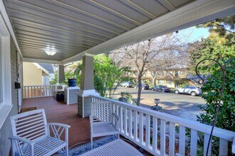 2117 17th St in Sacramento, CA - Building Photo - Building Photo