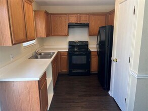 16301 Hamilton Point Cir in Manor, TX - Building Photo - Building Photo