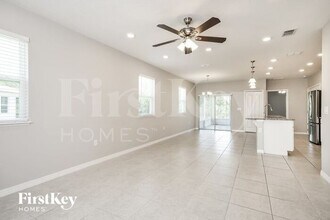 2212 Red Rock Ct in Kissimmee, FL - Building Photo - Building Photo