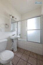 Kenmore Apartments in Los Angeles, CA - Building Photo - Building Photo