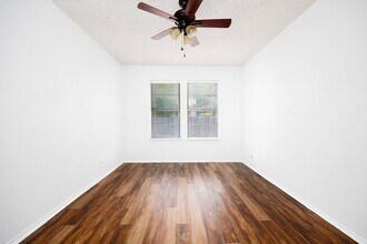 11827 Gallery View St in San Antonio, TX - Building Photo - Building Photo