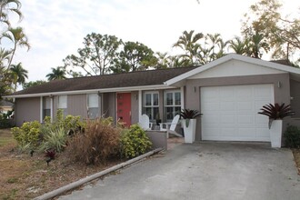 3530 12th St N in Naples, FL - Building Photo - Building Photo