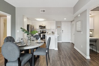 Arrive Mission Valley in San Diego, CA - Building Photo - Building Photo