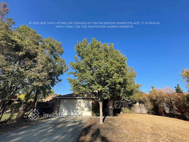 property at 18 Summer Rim Cir