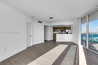 1881 79th Street Causeway in Miami Beach, FL - Building Photo - Building Photo