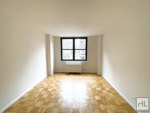 EAST 49 STREET, Unit 6D in New York, NY - Foto de edificio - Building Photo