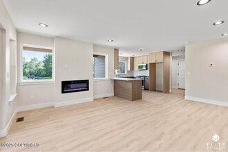 1401 Holland Ave in Wasilla, AK - Building Photo - Building Photo