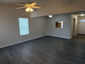 1072 Casanova Dr in Virginia Beach, VA - Building Photo - Building Photo