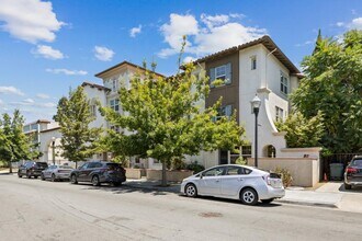 238 Carroll St in Sunnyvale, CA - Building Photo - Building Photo