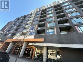 525 Adelaide St W in Toronto, ON - Building Photo