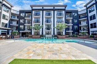 3800 Main St in Houston, TX - Building Photo