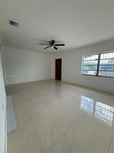 7140 SW 4th St in Miami, FL - Building Photo - Building Photo