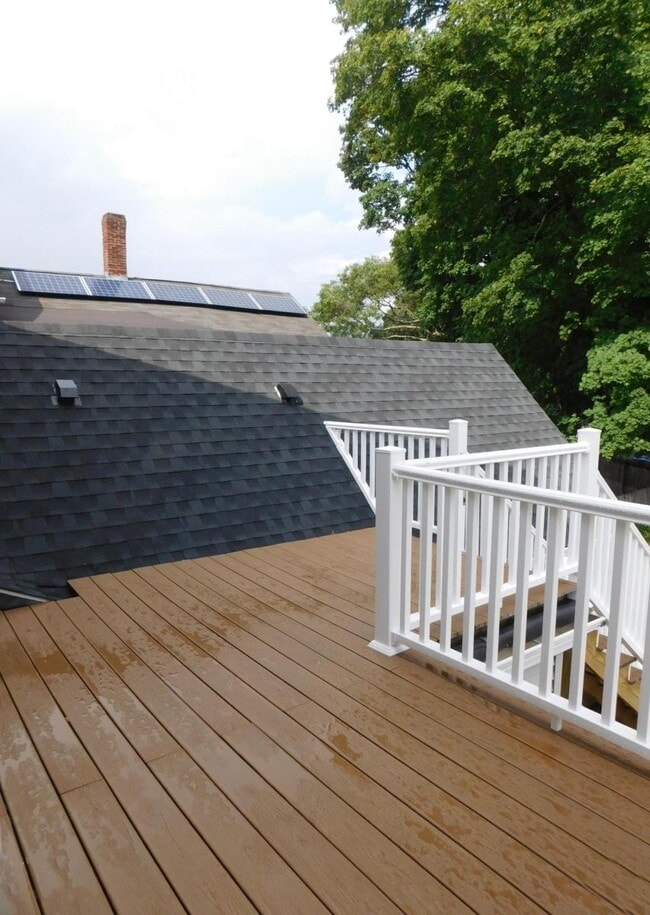 978 Hyde Park Ave, Unit 2 in Boston, MA - Building Photo - Building Photo