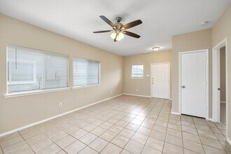 6158 Settlers Lake Cir E in Katy, TX - Building Photo - Building Photo