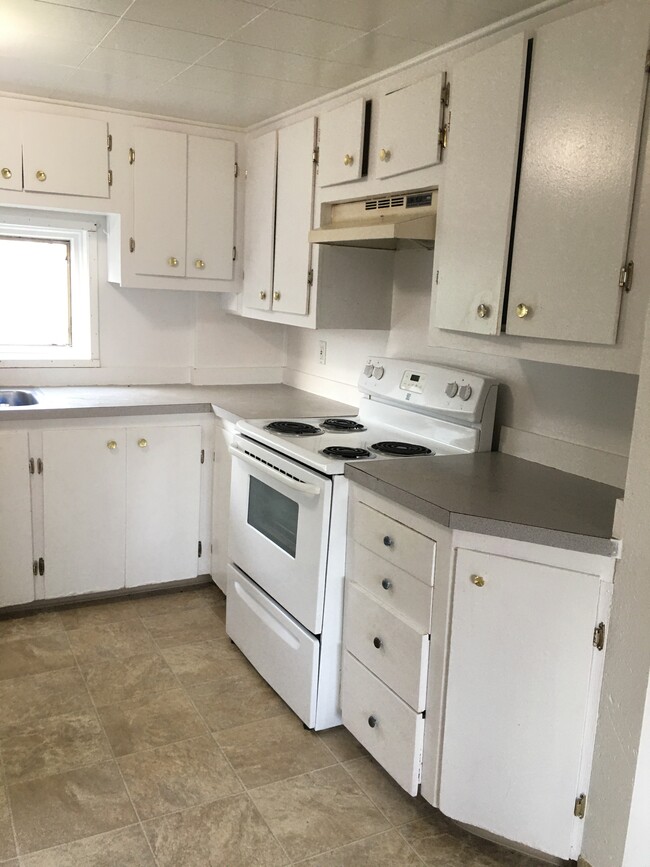 4404 Forrest Rd, Unit 2 in Anchorage, AK - Building Photo - Building Photo