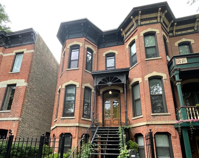 2050 N Bissell St, Unit 1