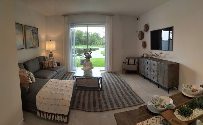 6111 Fairmont Ln in Palmetto, FL - Building Photo - Building Photo