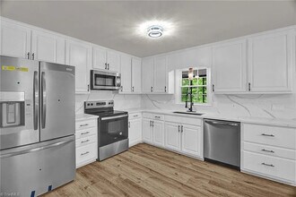 1001 Chatfield Dr in Greensboro, NC - Building Photo - Building Photo