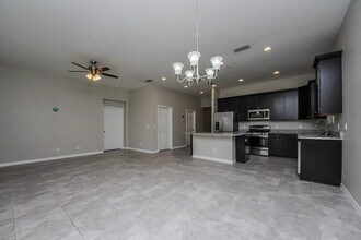 978 Maypole Dr in Apopka, FL - Building Photo - Building Photo