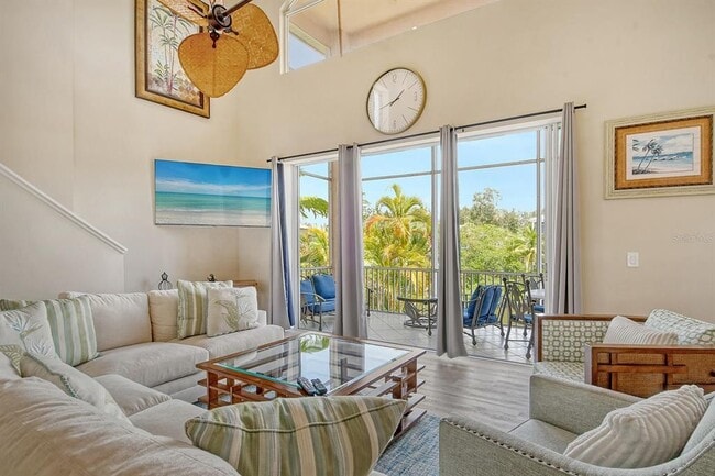 4931 Oxford Dr in Siesta Key, FL - Building Photo - Building Photo