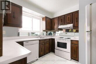 29 Monterrey Dr in Toronto, ON - Building Photo - Building Photo