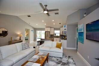 217 Mariner Ln in Rotonda West, FL - Building Photo - Building Photo