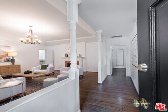 12455 Sarah St in Los Angeles, CA - Building Photo - Building Photo