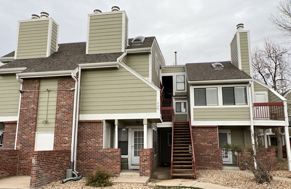 920 S Dawson Way in Aurora, CO - Building Photo