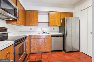 1200 23rd St NW in Washington, DC - Building Photo - Building Photo