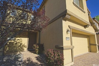 10725 Cordero Dr in Reno, NV - Building Photo - Building Photo