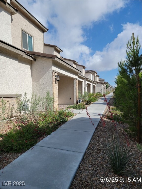 property at 6232 Foxes Dl St