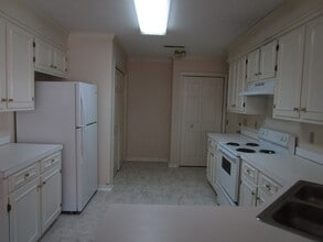 341 Wildwood Ave in Sumter, SC - Building Photo - Building Photo