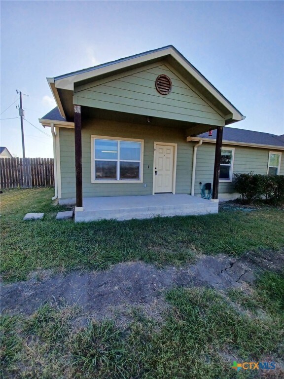 701 Horace Howard Dr in San Marcos, TX - Building Photo - Building Photo