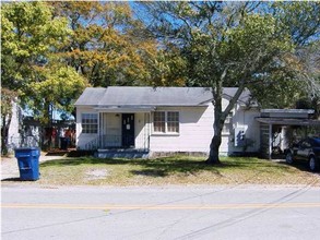 Berry's Apartments in Panama City, FL - Building Photo - Building Photo