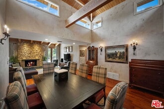 2529 Pesquera Dr in Los Angeles, CA - Building Photo - Building Photo